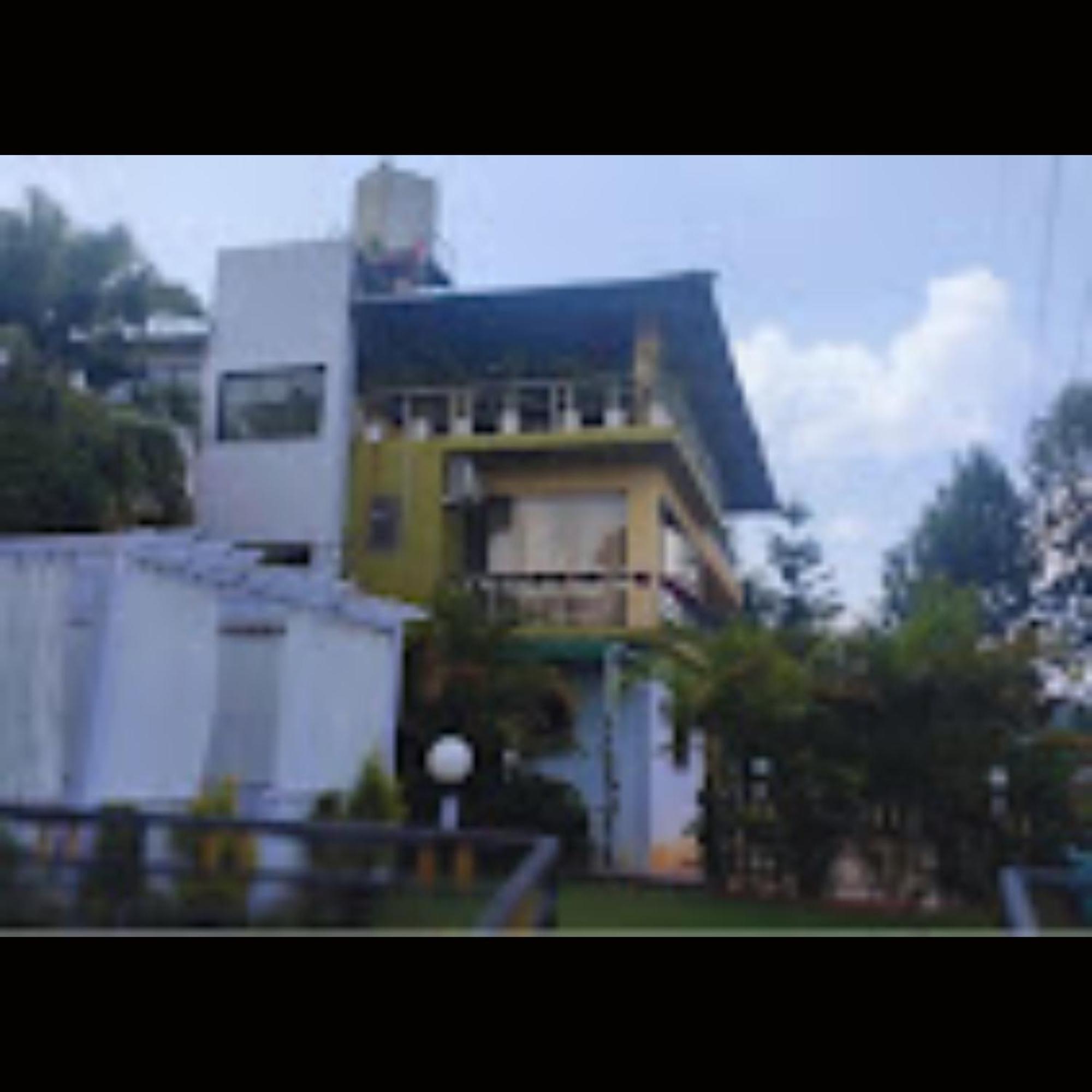 Strawberry County Hotel Panchgani Exterior foto